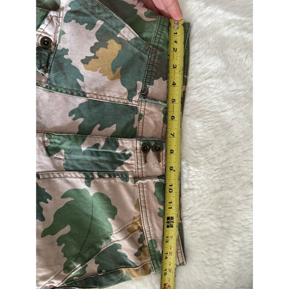Anthropologie Wanderer Camo Utility Cargo Shorts Green MINT - Picture 4 of 9